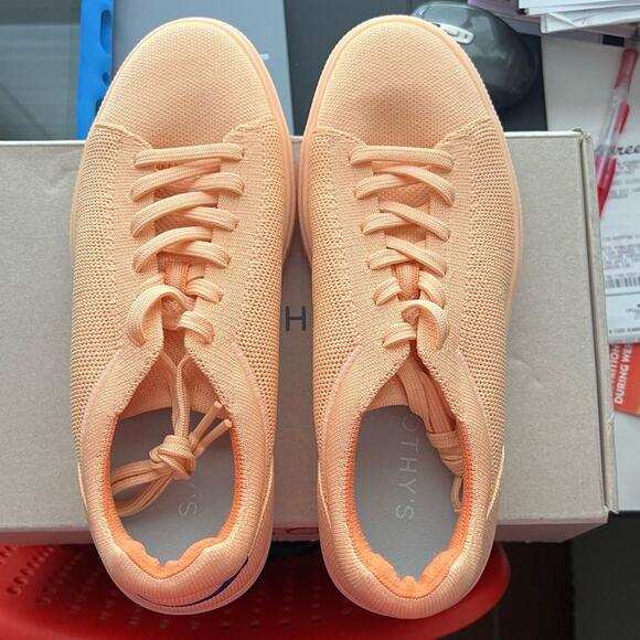 Rothy’s New Women’s RS02 Sneakers Athleisure Creamsicle Orange 9.5 - Picture 3 of 13